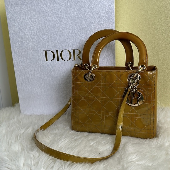 💯Authentic Lady Dior Small Handbag🍀 - Picture 17 of 17